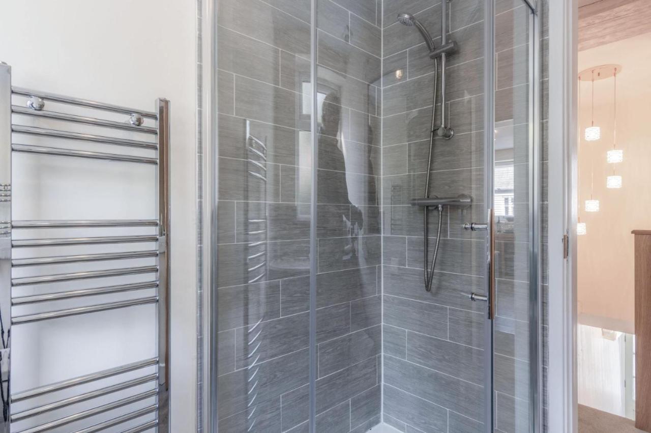 Myrtle - 1 Bedroom Apartment - Сондерсфут Экстерьер фото