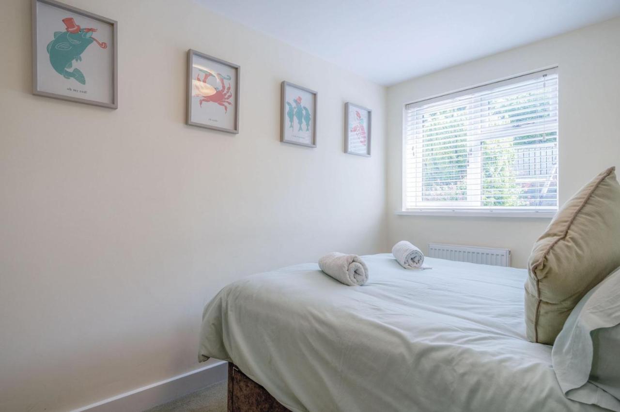 Myrtle - 1 Bedroom Apartment - Сондерсфут Экстерьер фото