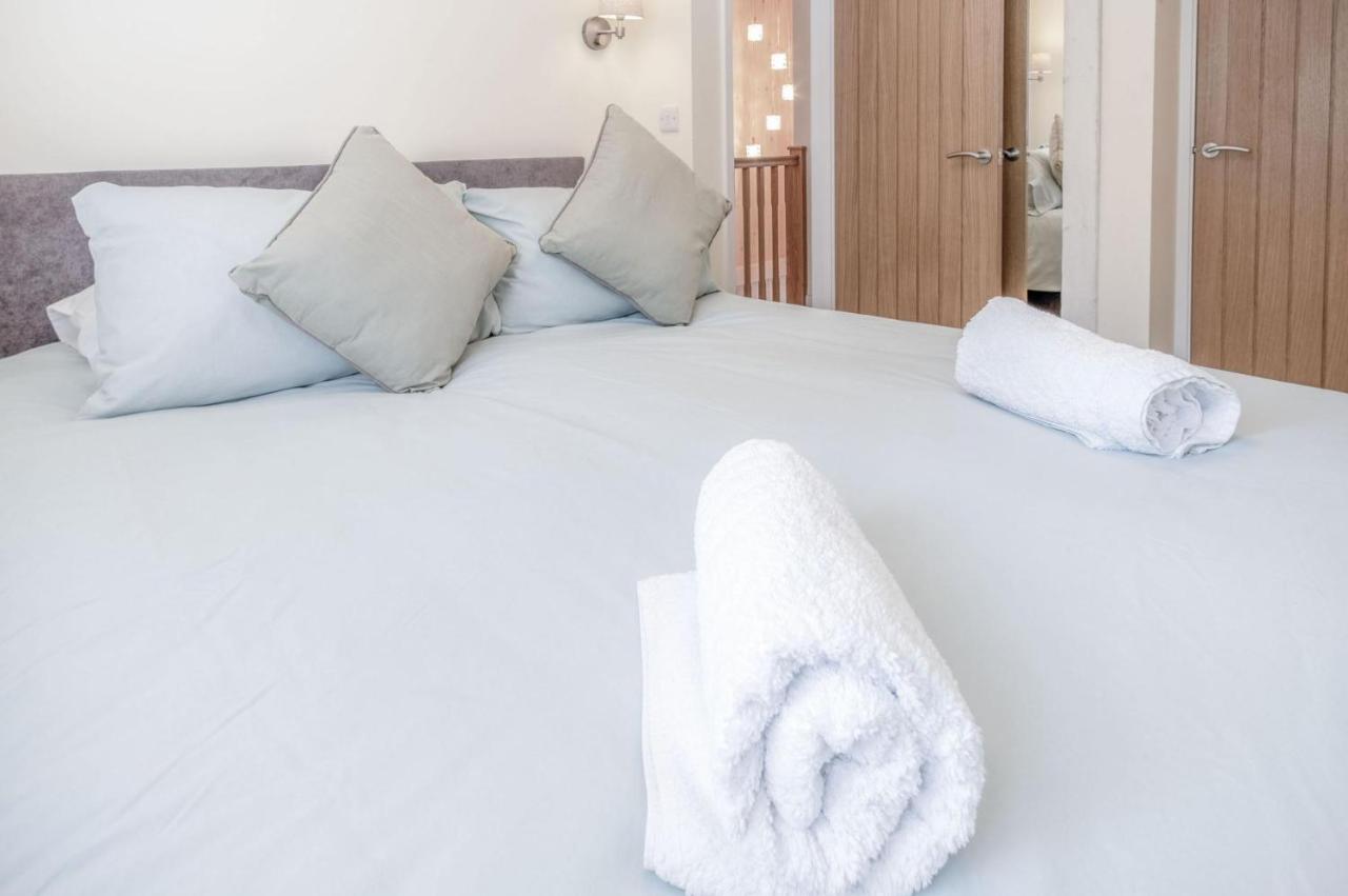 Myrtle - 1 Bedroom Apartment - Сондерсфут Экстерьер фото