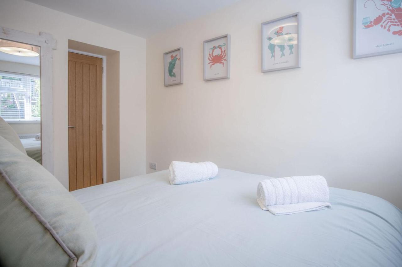 Myrtle - 1 Bedroom Apartment - Сондерсфут Экстерьер фото